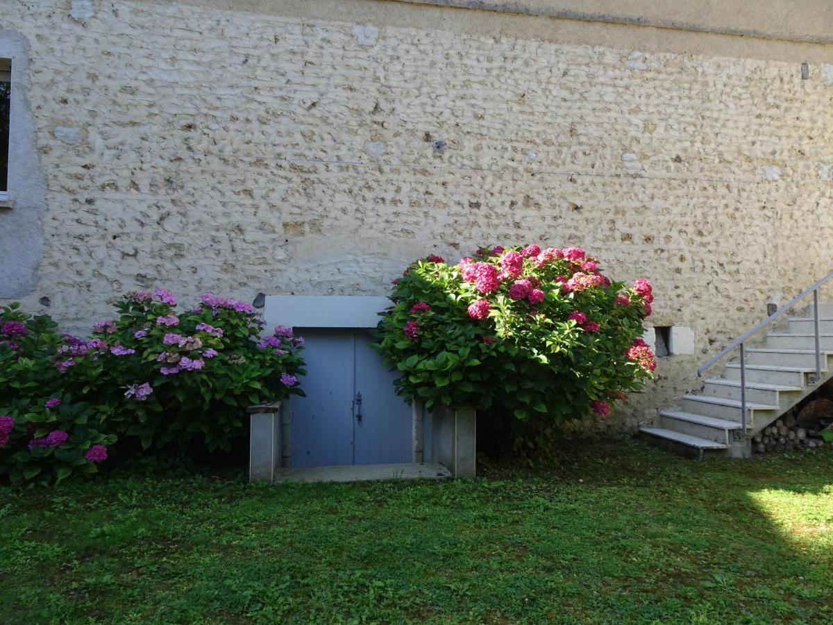 Moulin De Ringere Apartment Quincay Luaran gambar